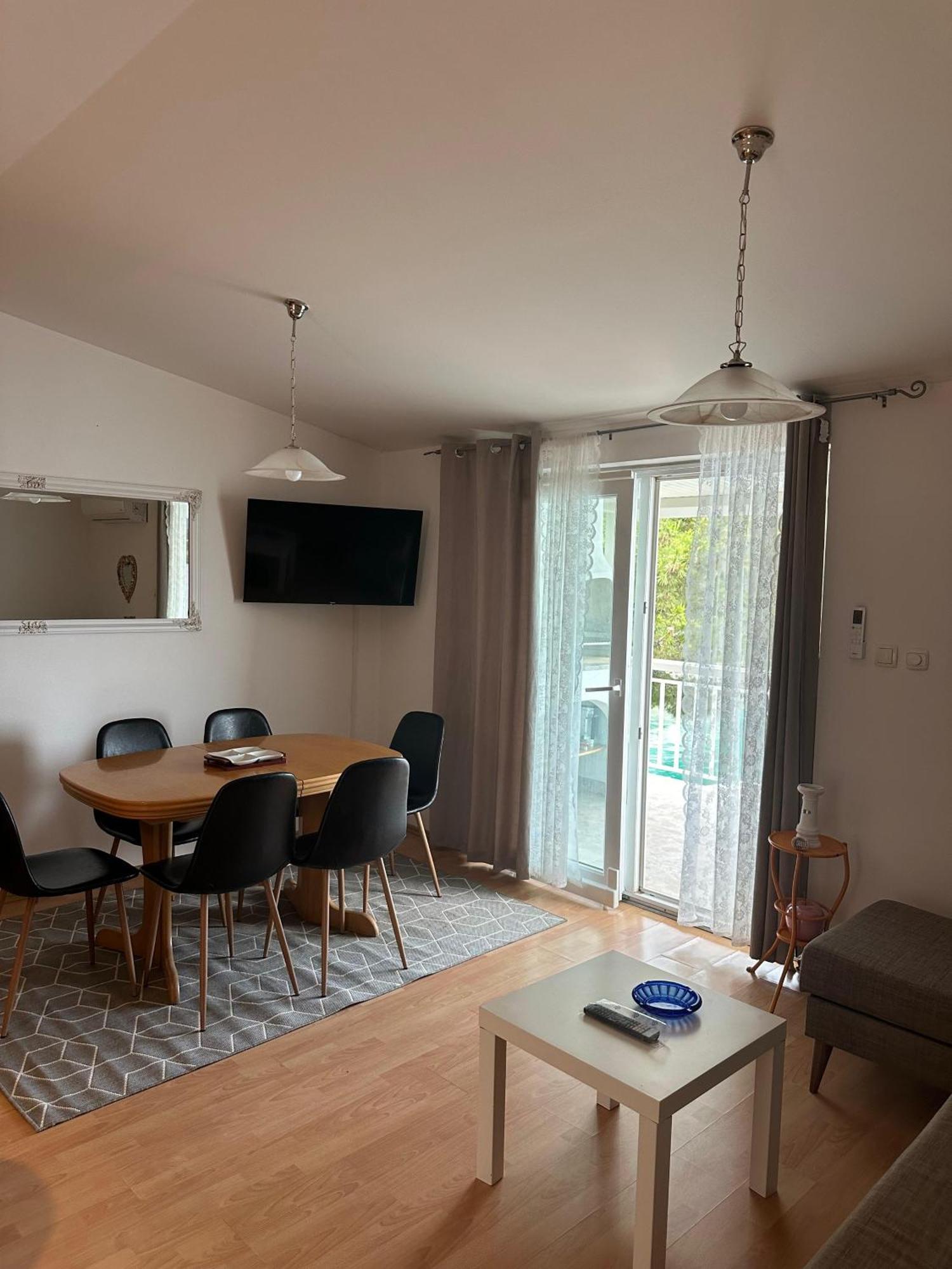 Apartman Bebic Klek Ngoại thất bức ảnh